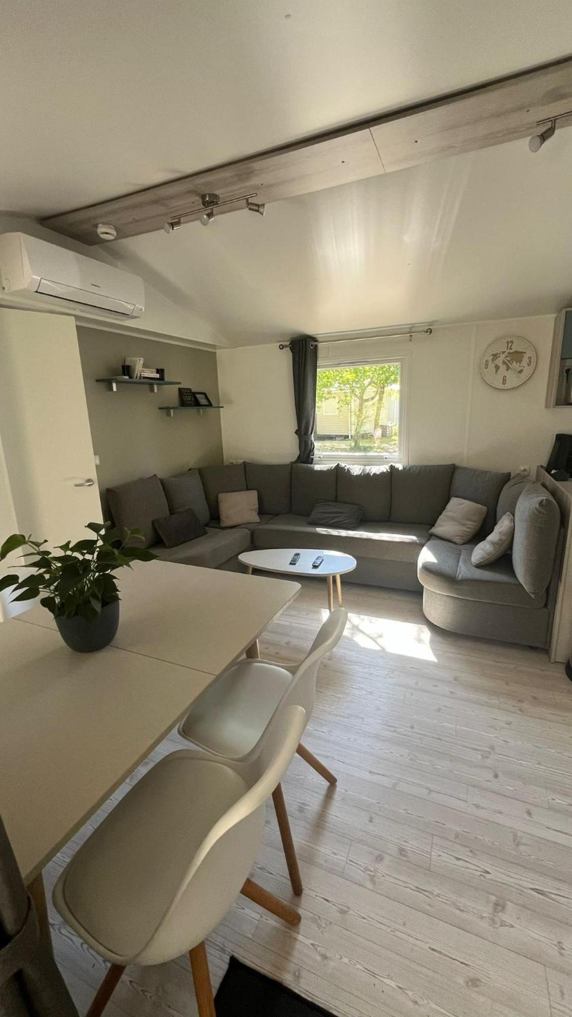 Sbvacances Mobil Home 3Ch 2Sdb Sur Magnifique Emplacement Avec Vue Sur La Foret Des Landes Saint-Julien-en-Born Eksteriør bilde